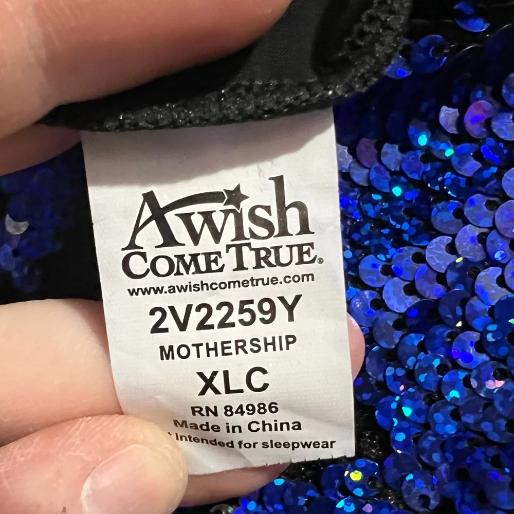 Kids dance costume.